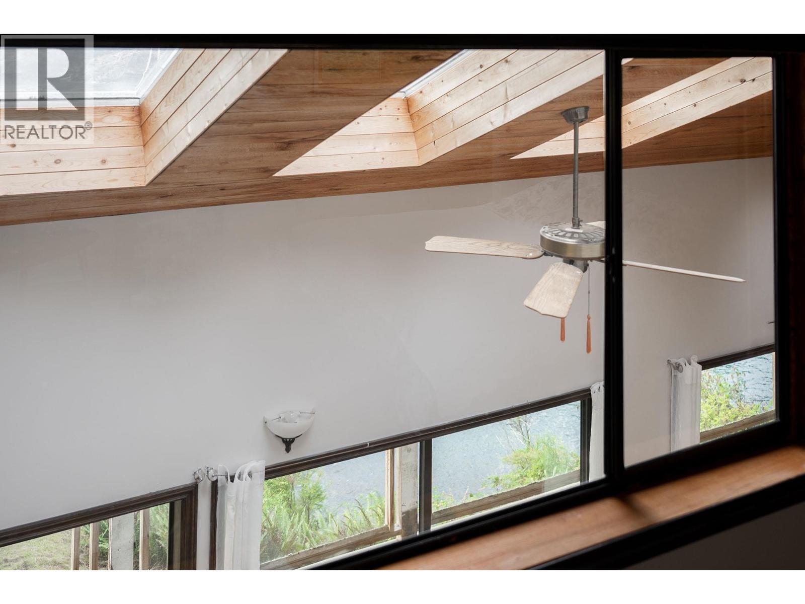 1558 Mount Gardner Road, Bowen Island, British Columbia  V0N 1G2 - Photo 17 - R3040446