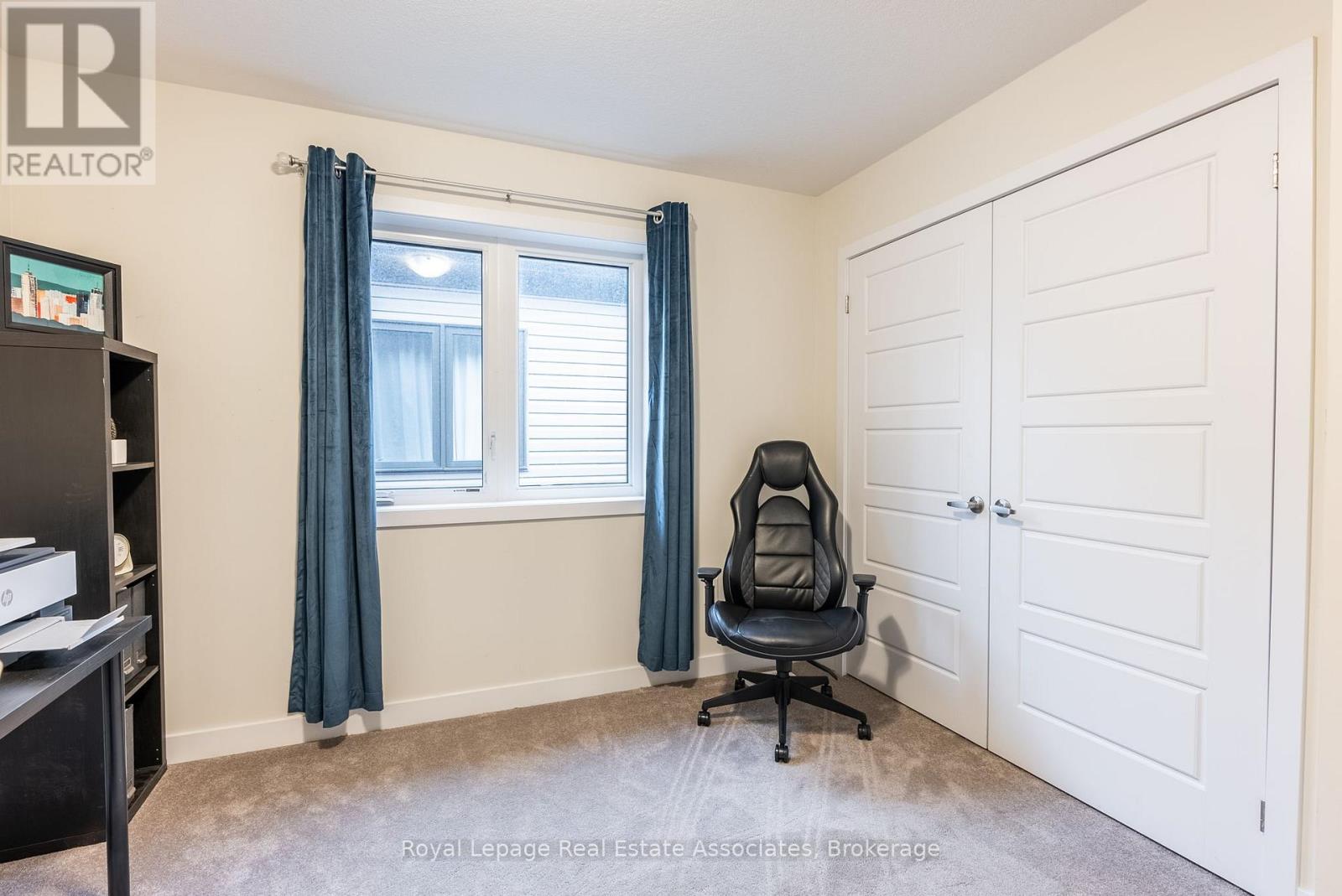 48 Hawick Crescent, Haldimand, Ontario N3W 0G5 - Photo 27 - X12551142