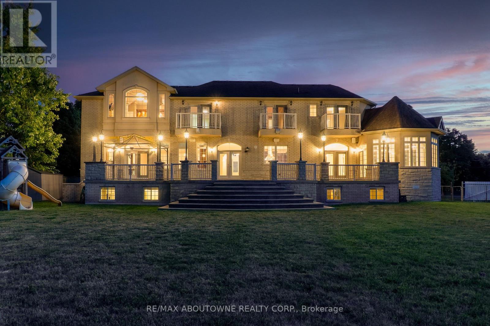 803 Ridge Road, Hamilton, Ontario  L8J 2Y3 - Photo 49 - X12430872