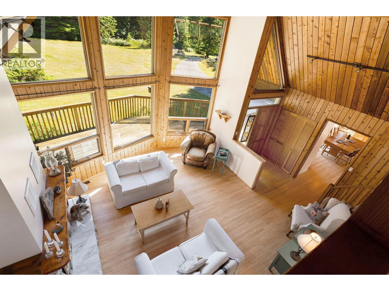 1532 ADAMS ROAD, Bowen Island, British Columbia