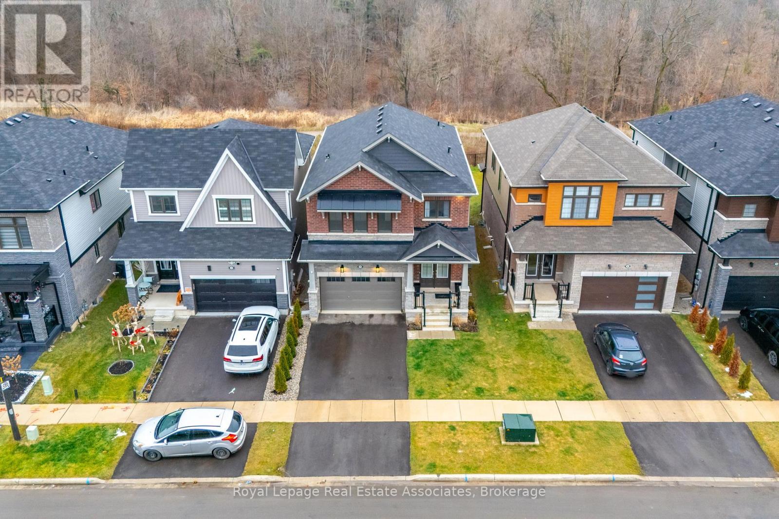 48 Hawick Crescent, Haldimand, Ontario N3W 0G5 - Photo 39 - X12551142