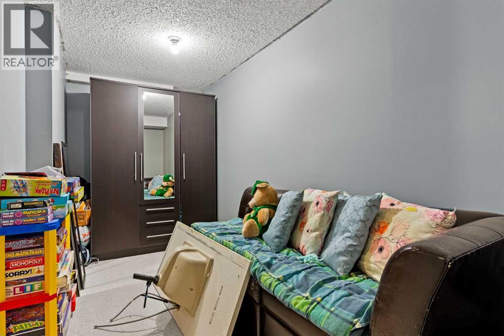 6 Castleglen Road Ne, Calgary, Alberta  T3J 1S4 - Photo 31 - A2270431