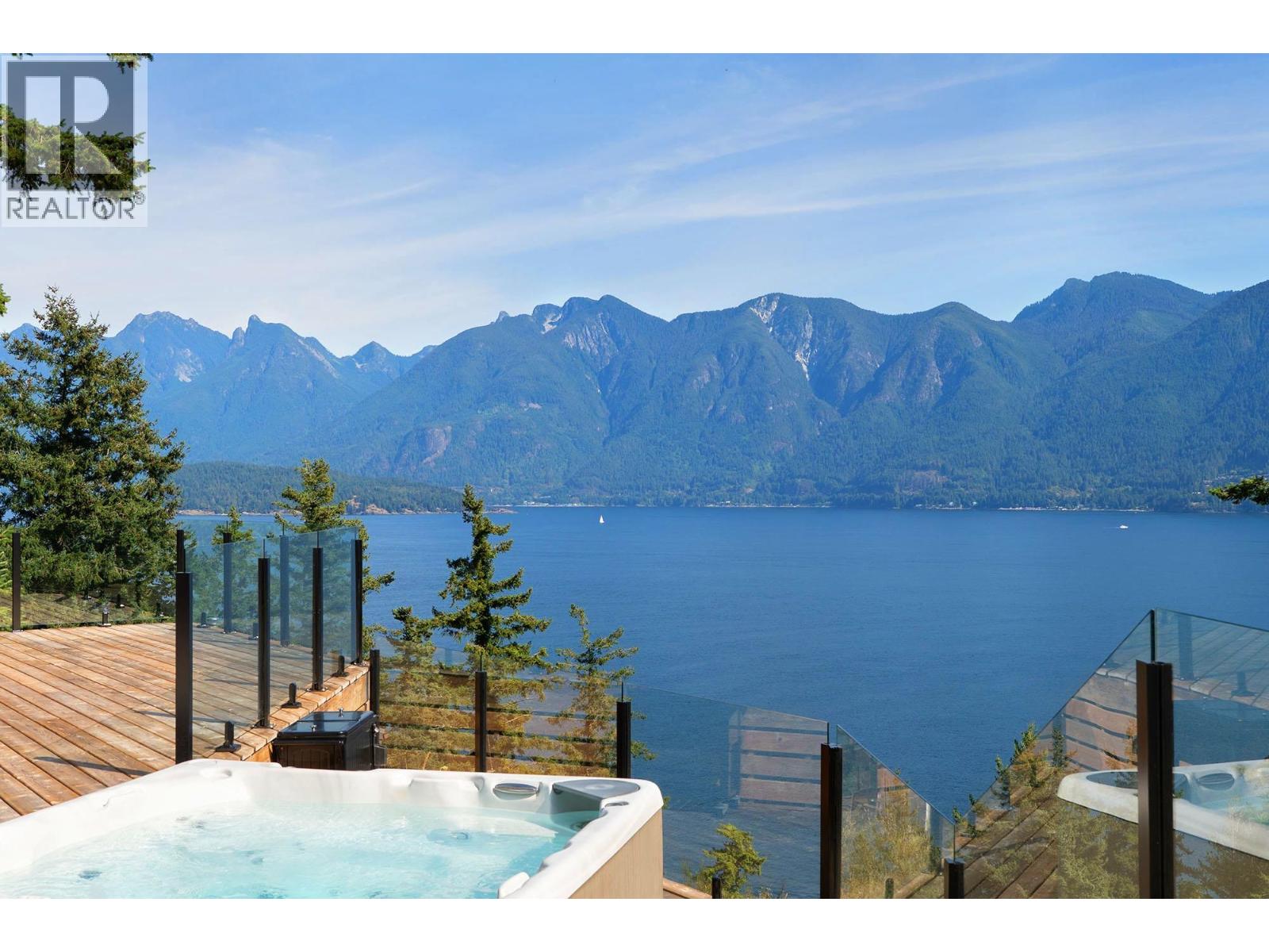 252 JASON ROAD, Bowen Island, British Columbia