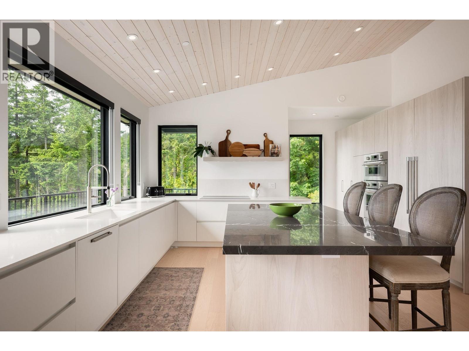 1620 Evergreen Lane, Bowen Island, British Columbia  V0N 1G2 - Photo 14 - R3049931