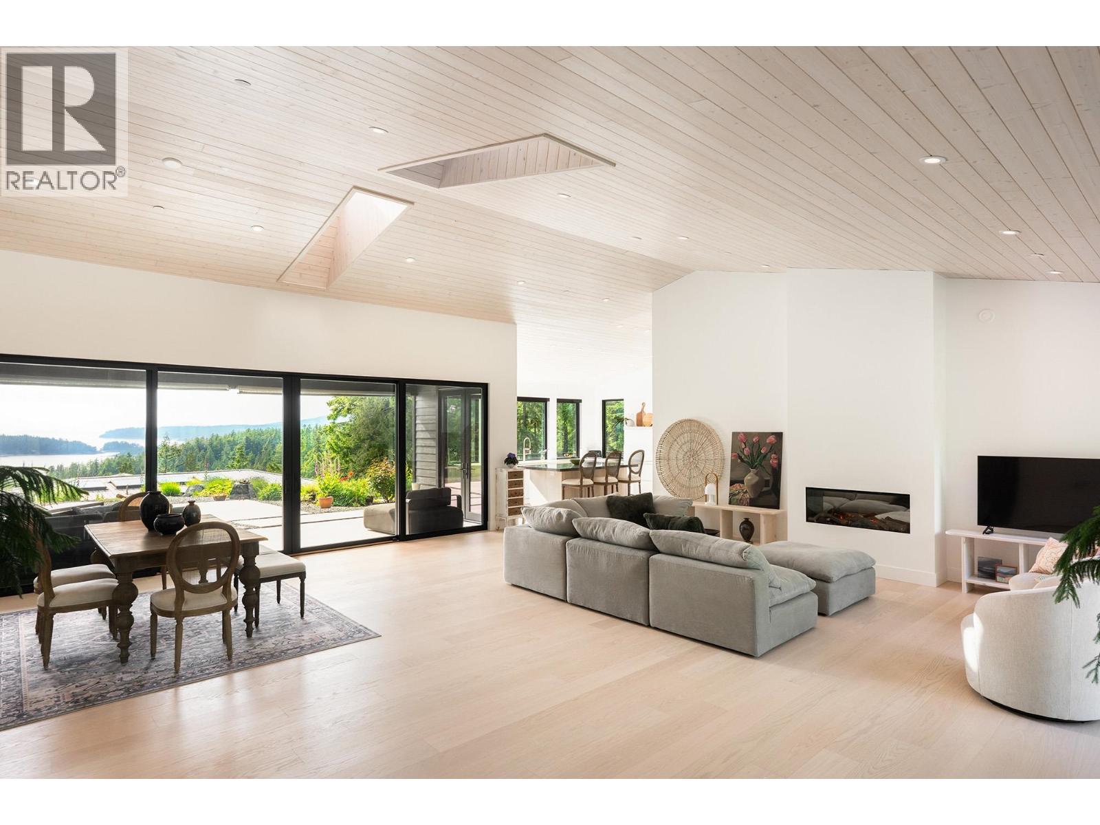 1620 EVERGREEN LANE, Bowen Island, British Columbia