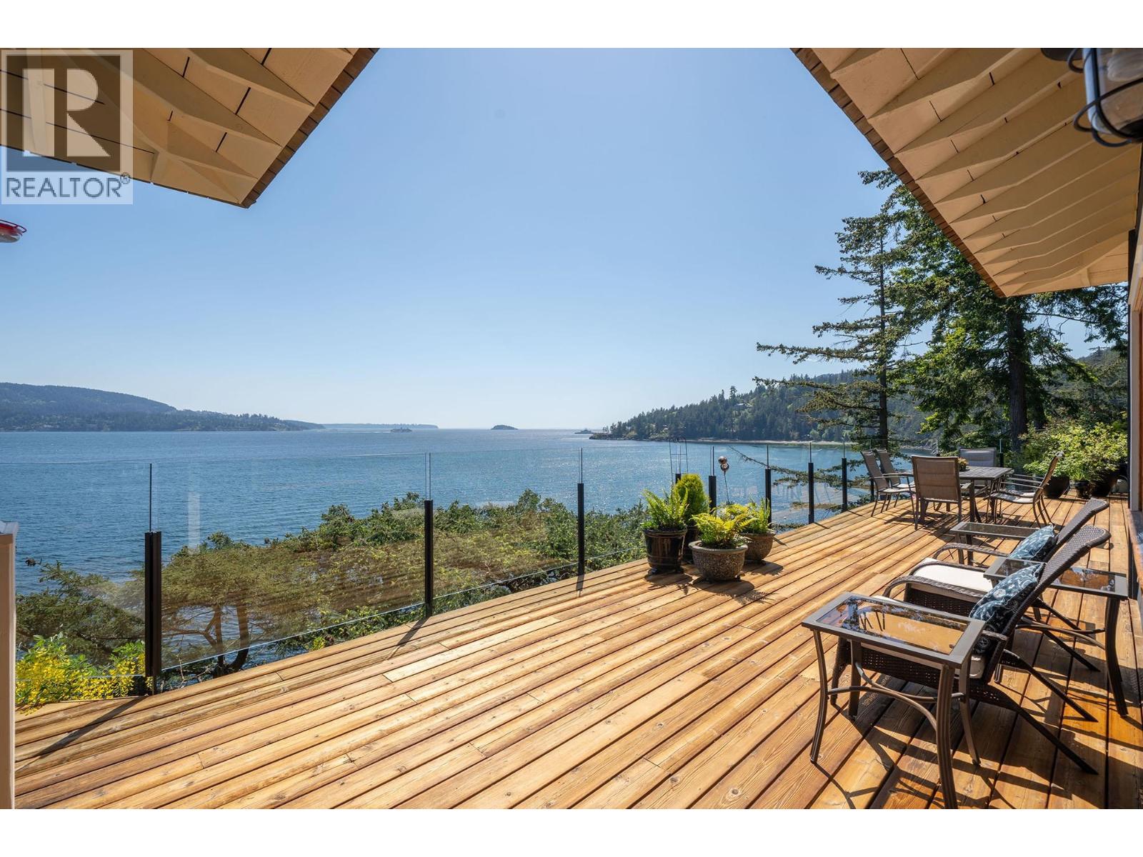1477 CLEATOR ROAD, Bowen Island, British Columbia