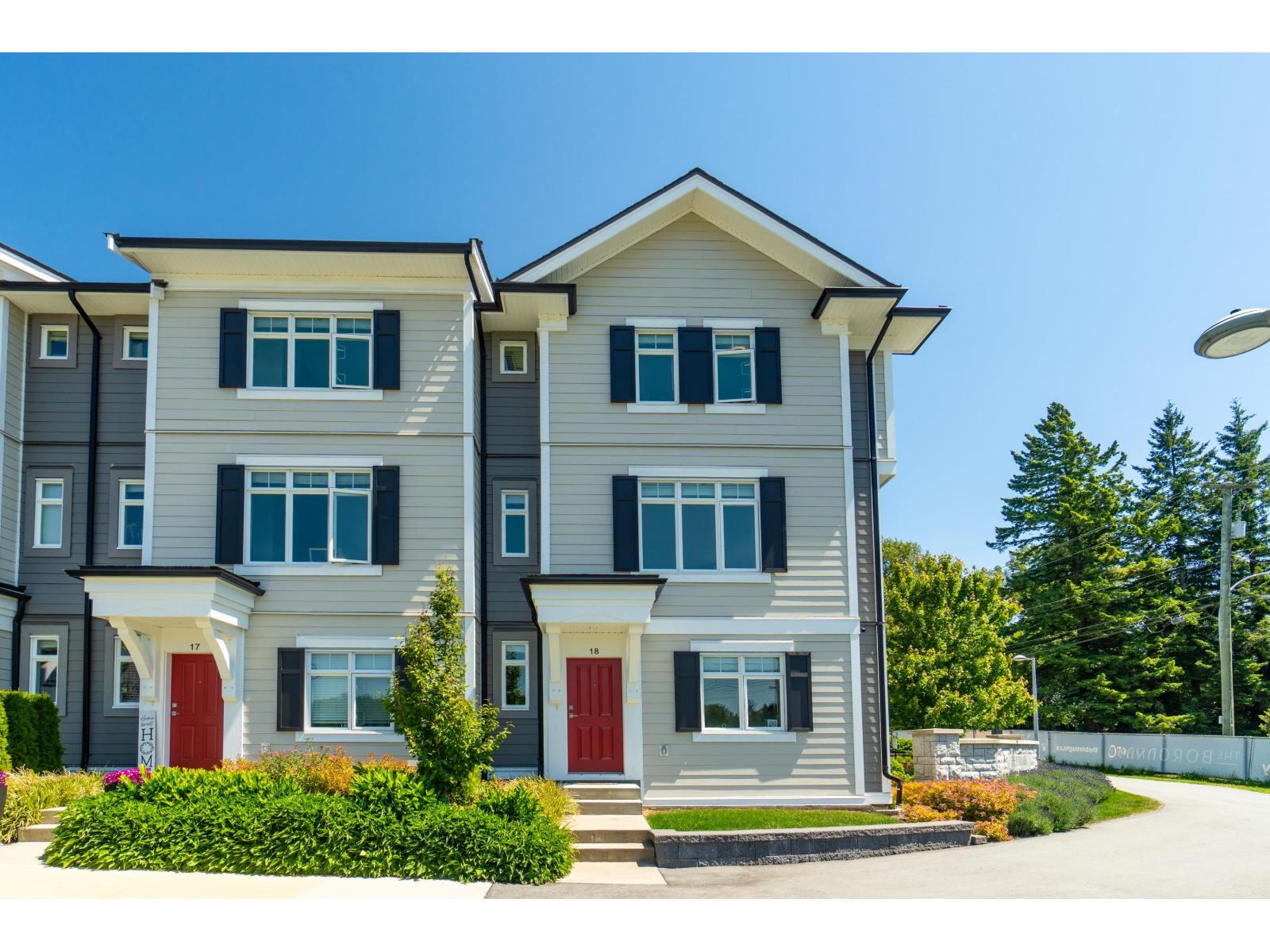 18 2070 OAK MEADOWS DRIVE, Surrey, British Columbia