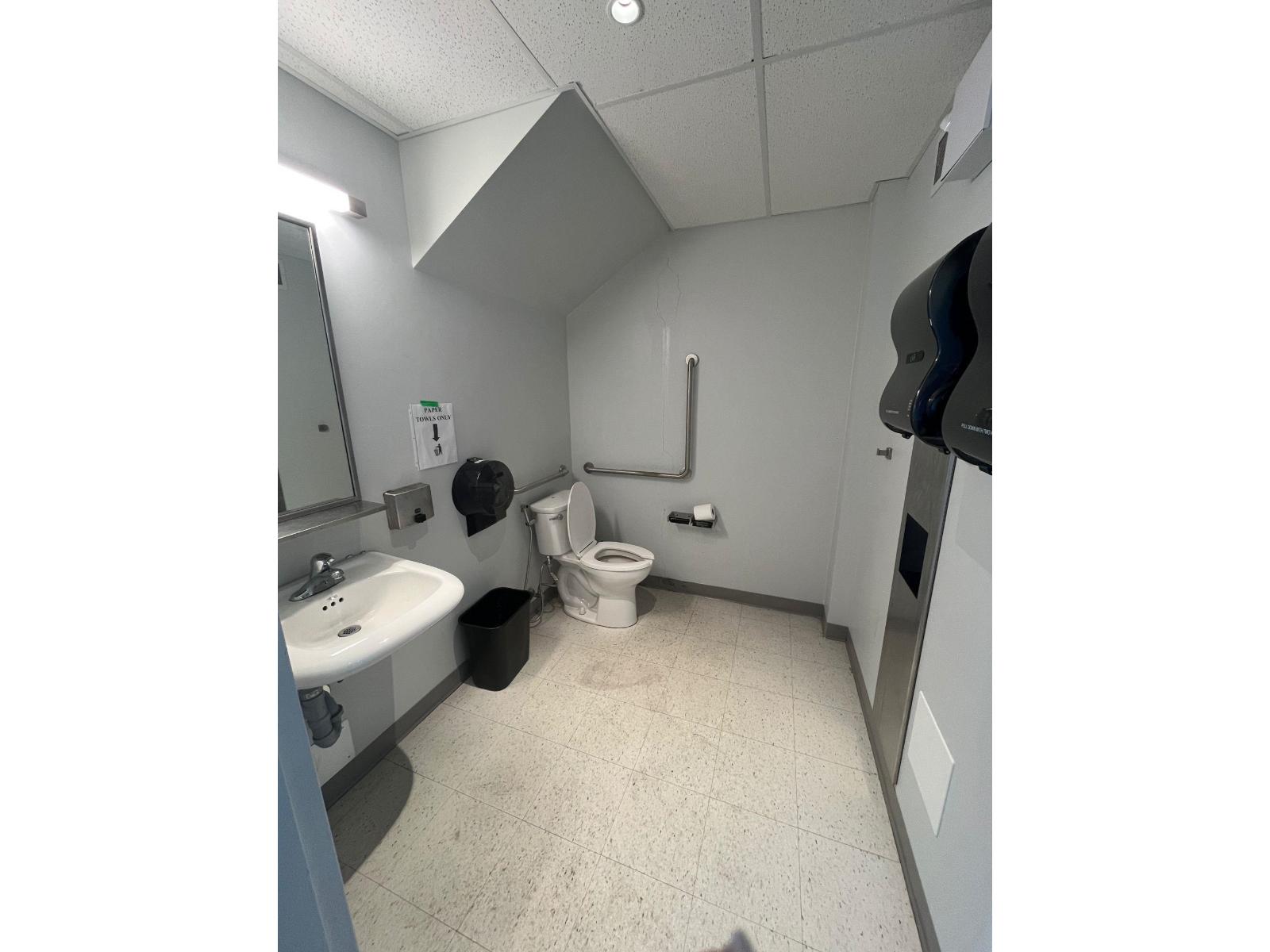 305 17280 Heather Drive, Surrey, British Columbia  V3S 0B4 - Photo 11 - C8073848