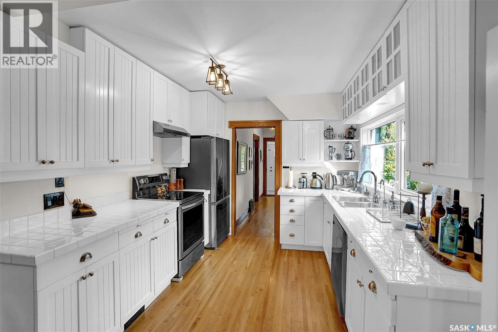 2721 Hill Avenue, Regina, Saskatchewan  S4S 0V5 - Photo 5 - SK023567