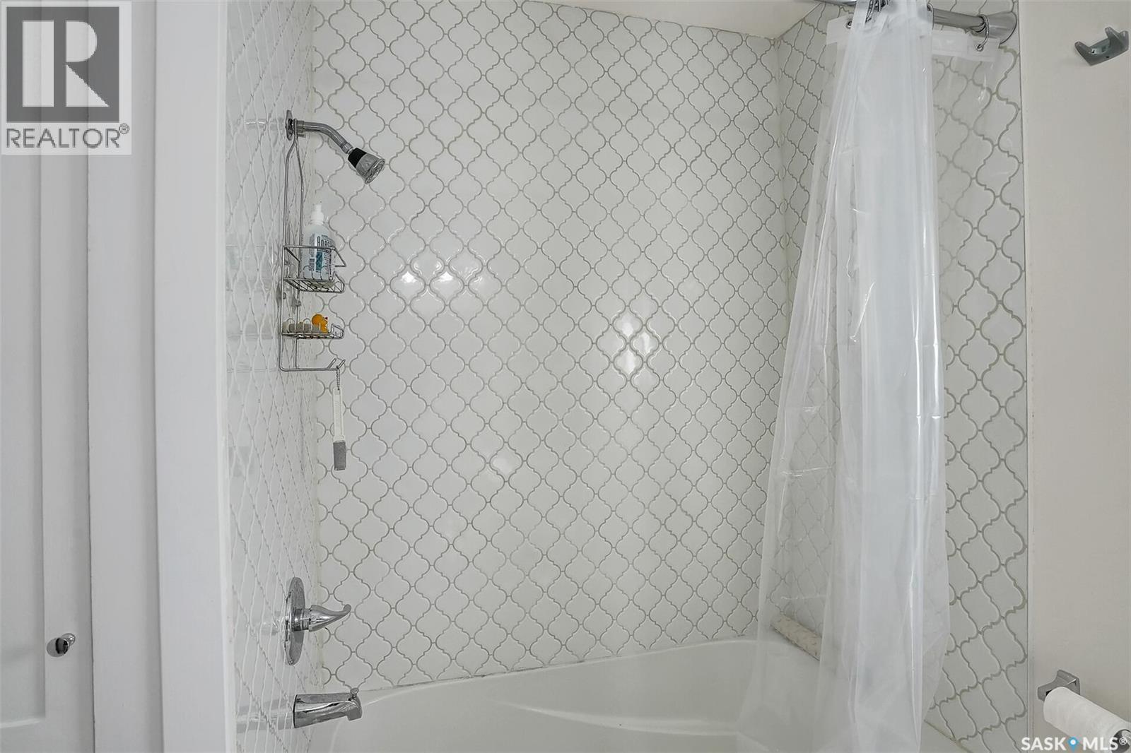 2721 Hill Avenue, Regina, Saskatchewan  S4S 0V5 - Photo 35 - SK023567