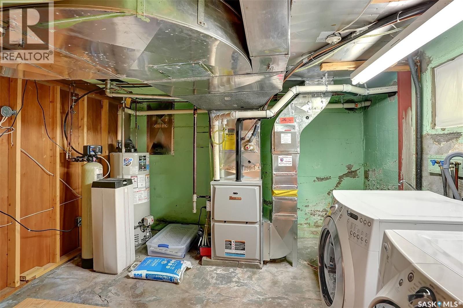 2721 Hill Avenue, Regina, Saskatchewan  S4S 0V5 - Photo 39 - SK023567