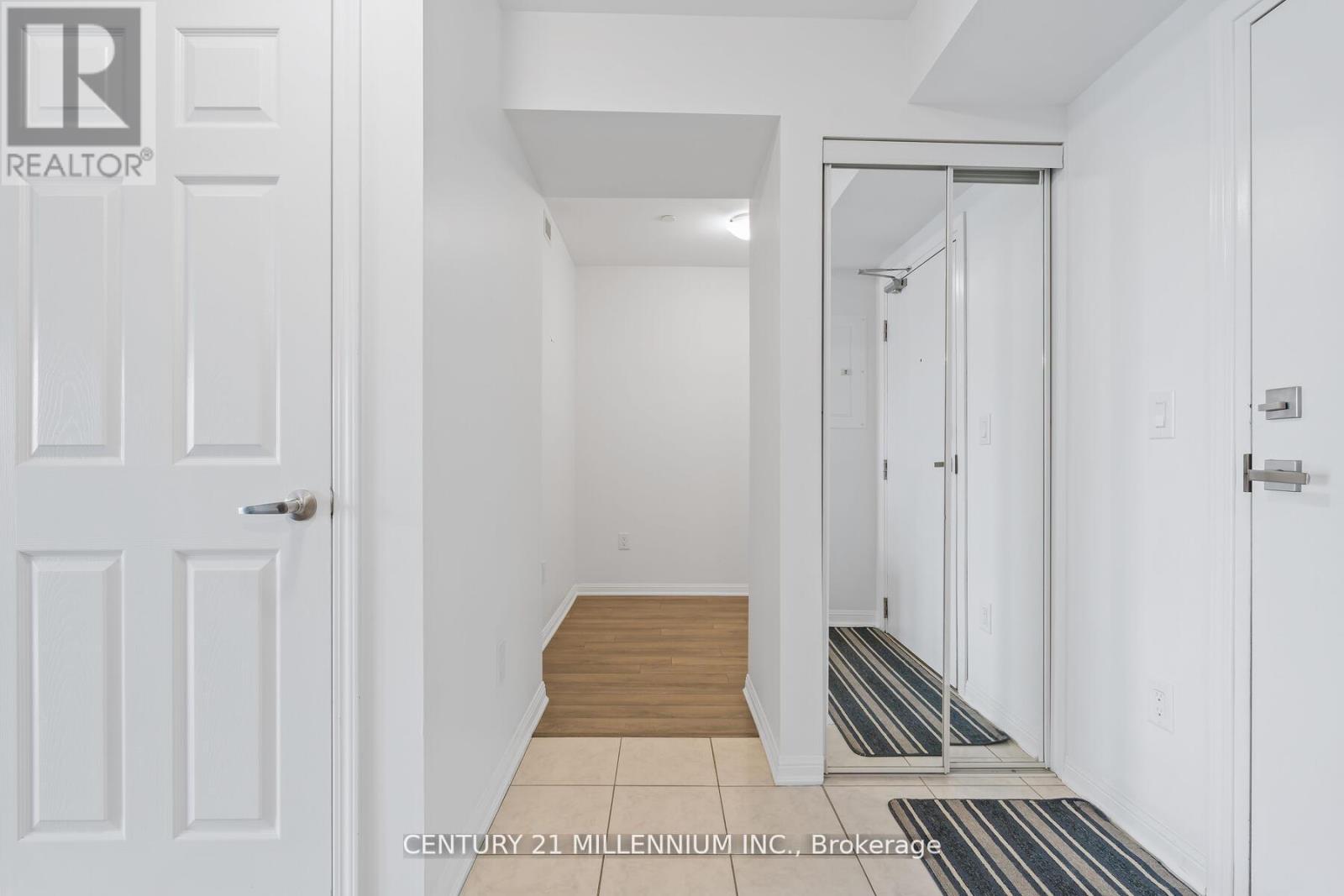 111 - 1045 Nadalin Heights, Milton, Ontario L9T 8R5 - Photo 16 - W12551016