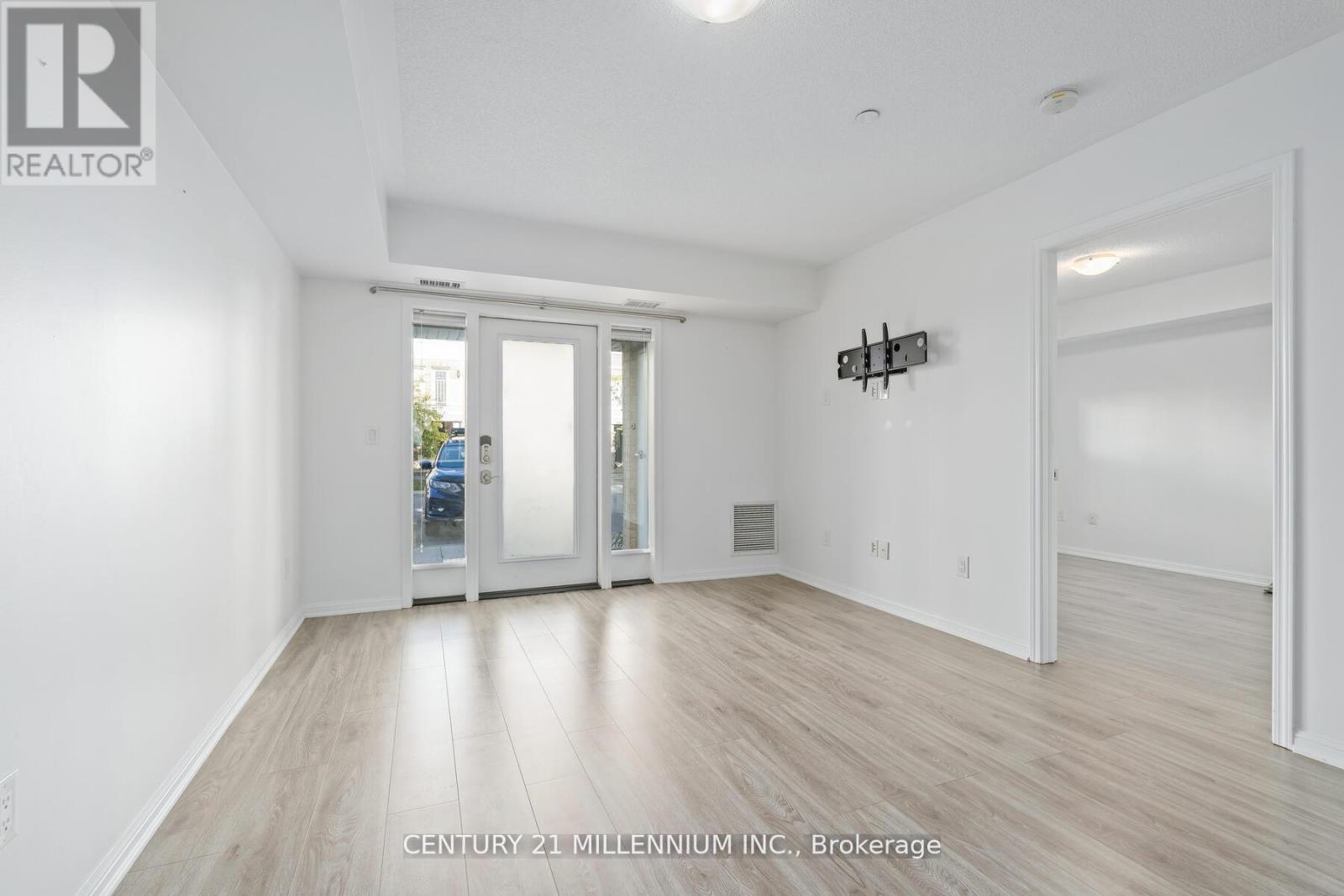 111 - 1045 Nadalin Heights, Milton, Ontario L9T 8R5 - Photo 12 - W12551016