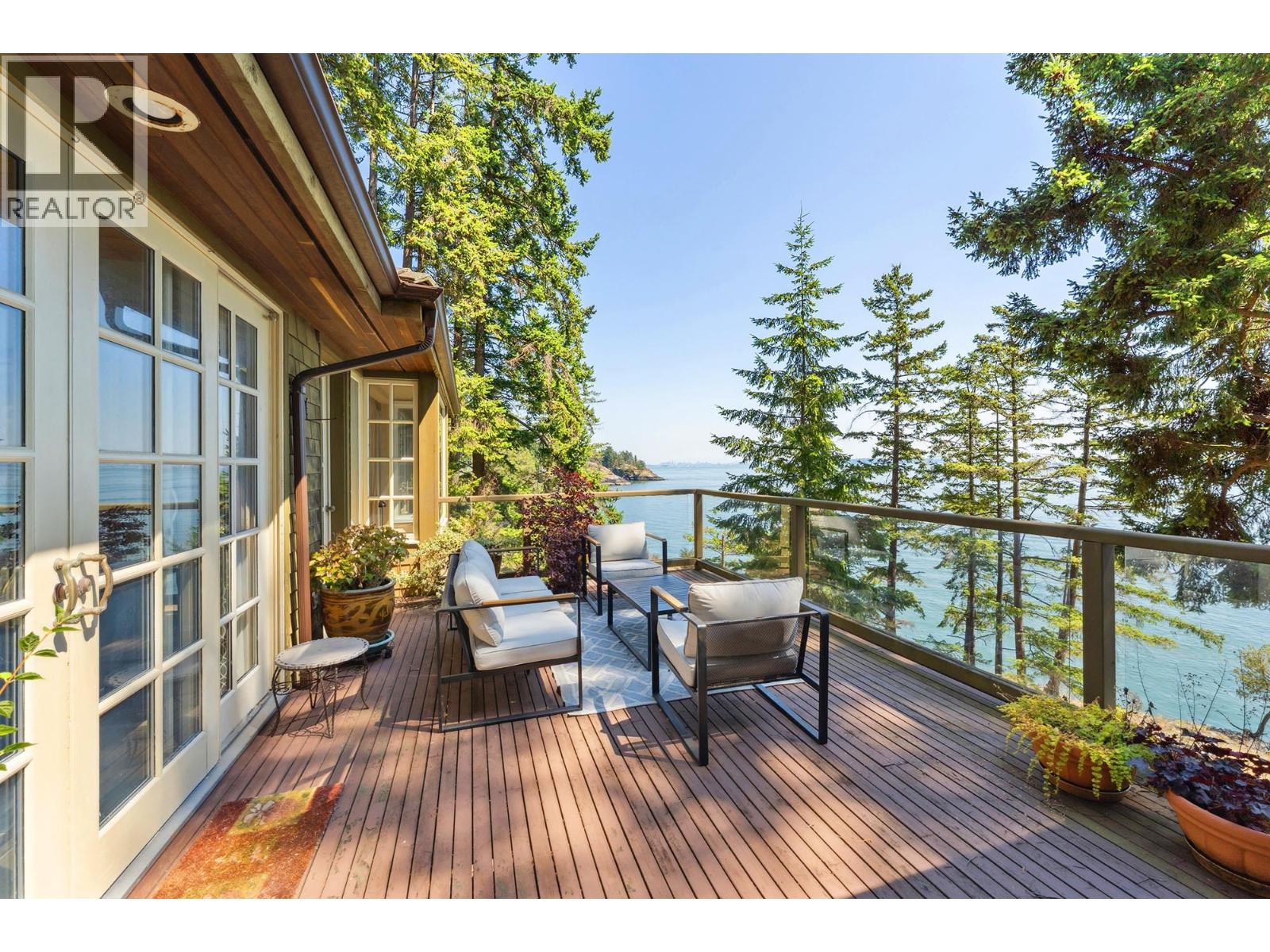 1251 Fairweather Road, Bowen Island, British Columbia  V0N 1G2 - Photo 3 - R3057339