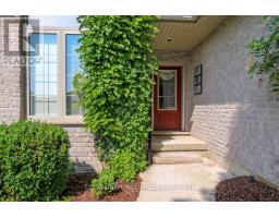 7 LYNDALE ROAD, Tillsonburg, Ontario