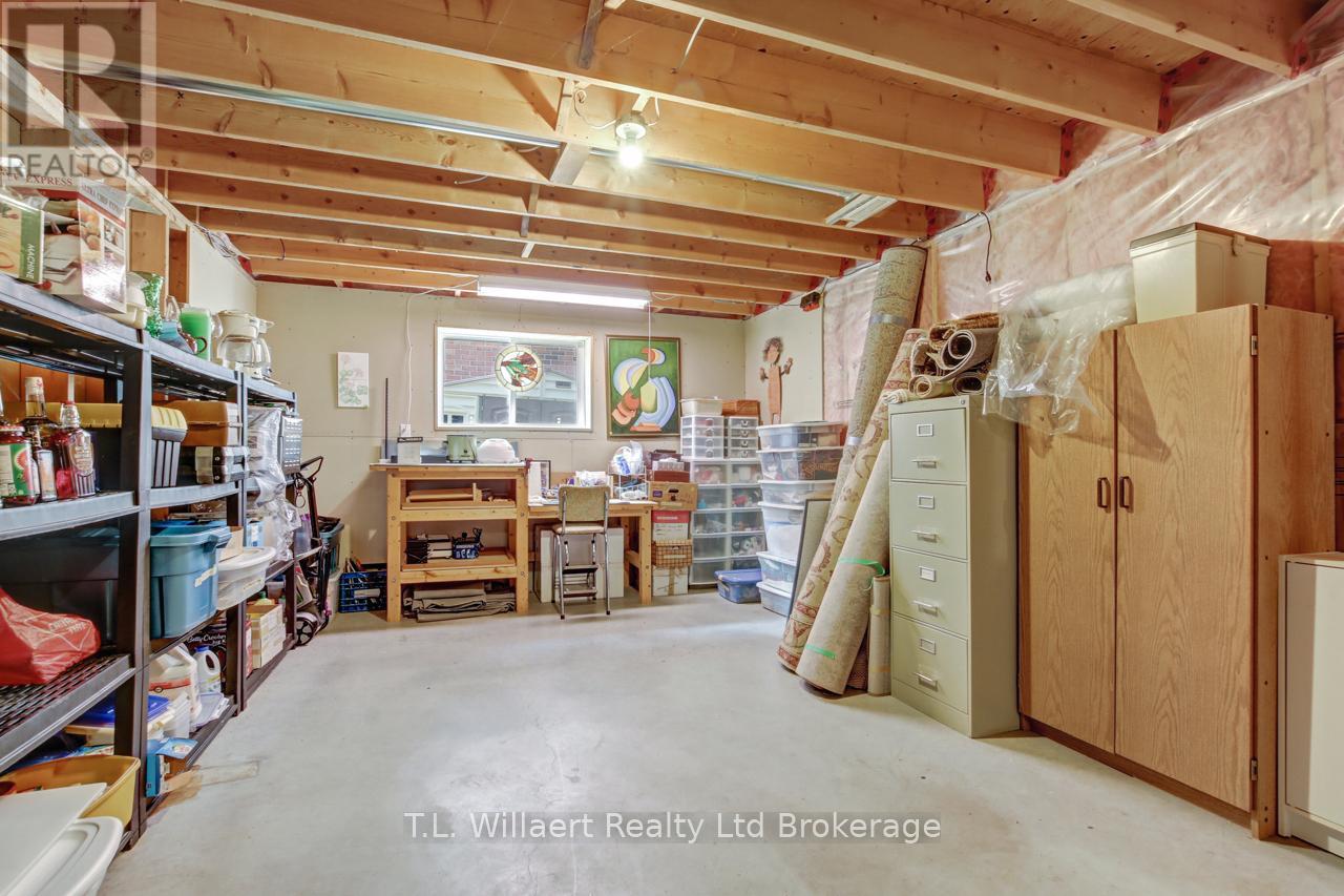 7 Lyndale Road, Tillsonburg, Ontario  N4G 5V9 - Photo 25 - X12250987