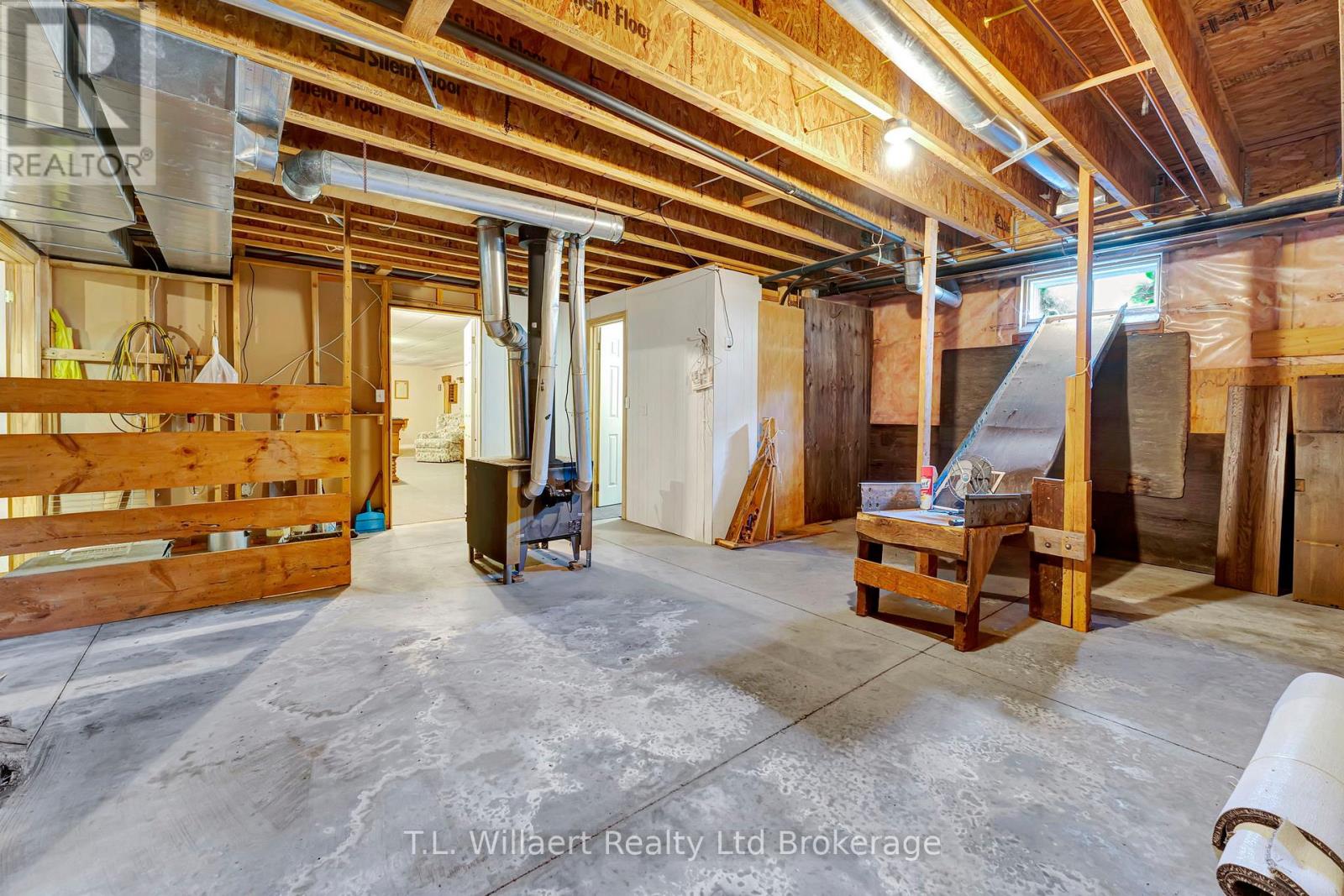 97 Vanderhoeven Side Road, Norfolk, Ontario  N4G 4G9 - Photo 32 - X12471438