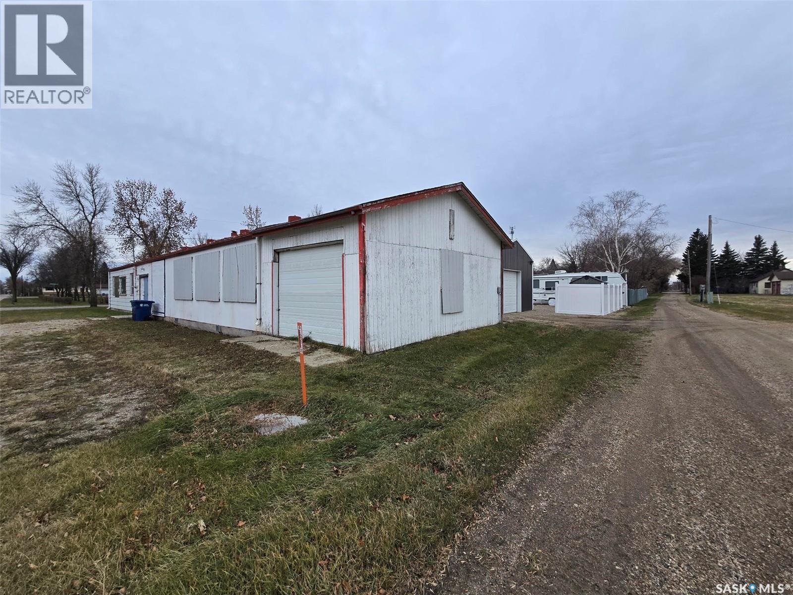 250 4th Avenue, Broadview, Saskatchewan  S0G 0K0 - Photo 5 - SK024174
