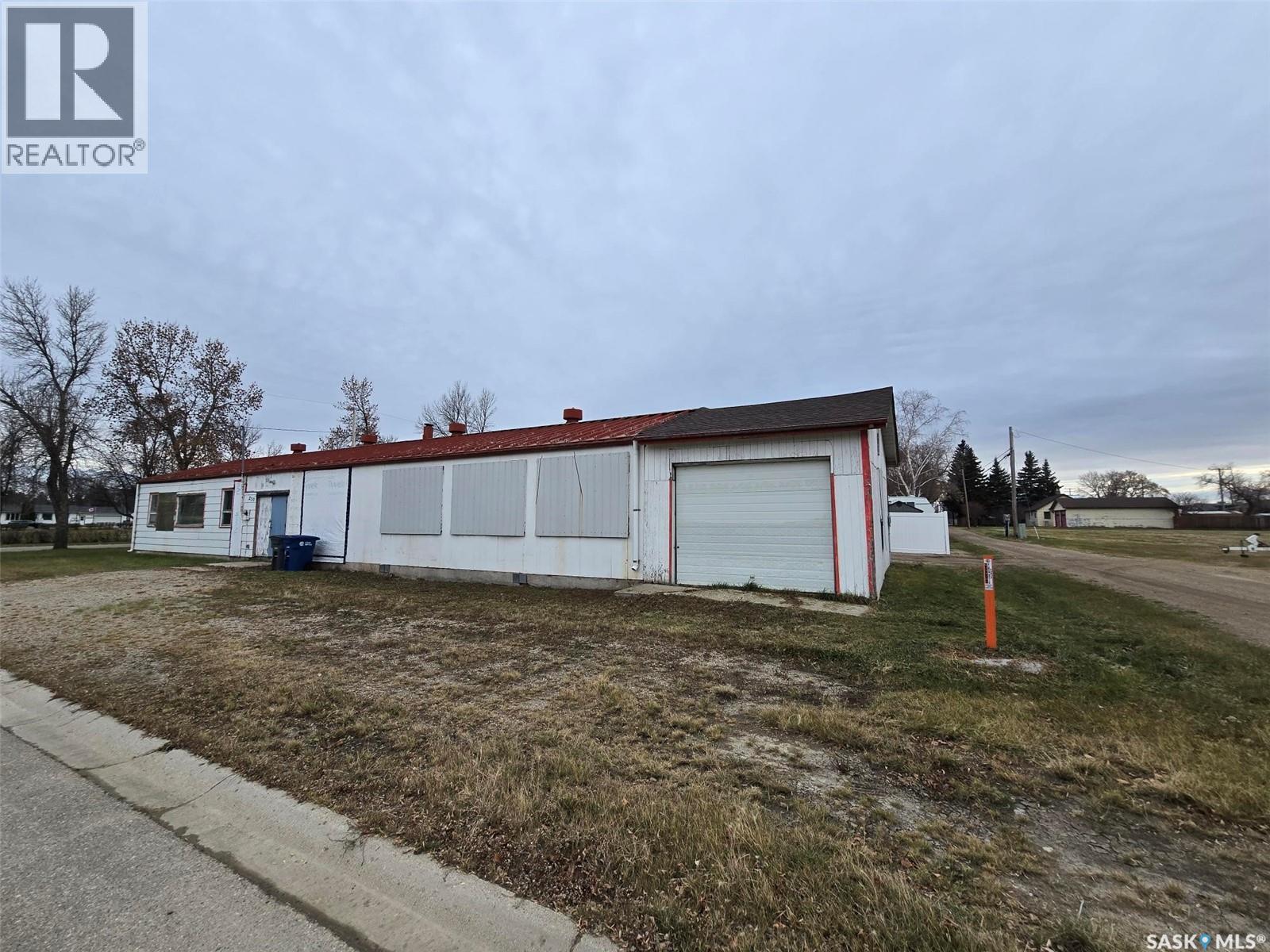 250 4th Avenue, Broadview, Saskatchewan  S0G 0K0 - Photo 6 - SK024174