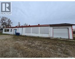 250 4th Avenue, Broadview, Ca