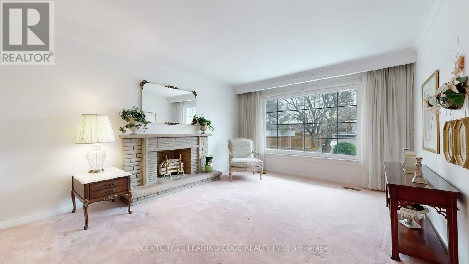 34 Tollerton Avenue, Toronto, Ontario  M2K 2H3 - Photo 8 - C12551390