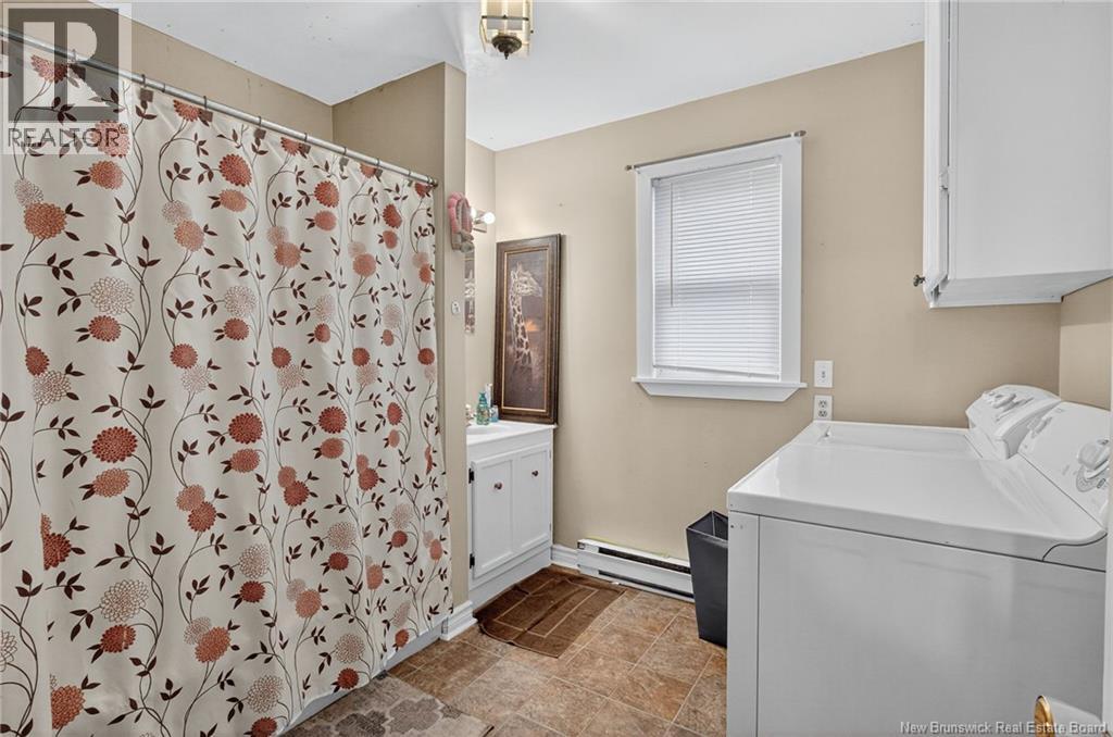 12 Ash, Moncton, New Brunswick  E1C 3M8 - Photo 17 - NB130211