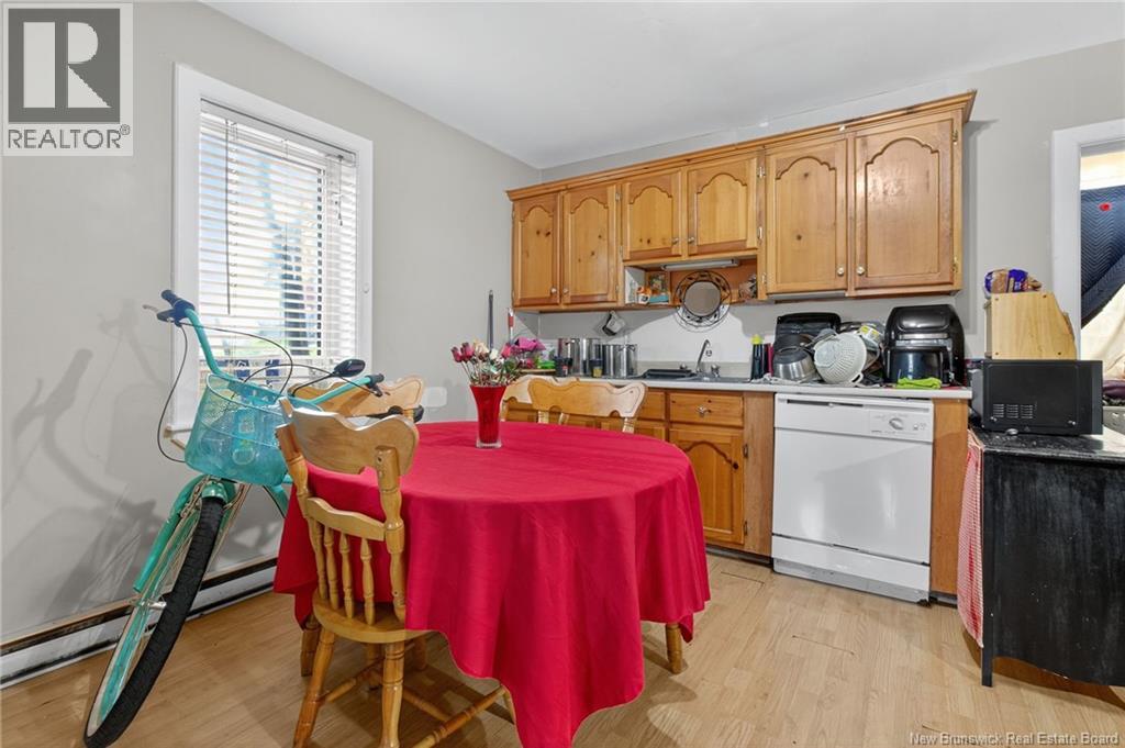 296 Mountain, Moncton, New Brunswick  E1C 2M1 - Photo 12 - NB130198