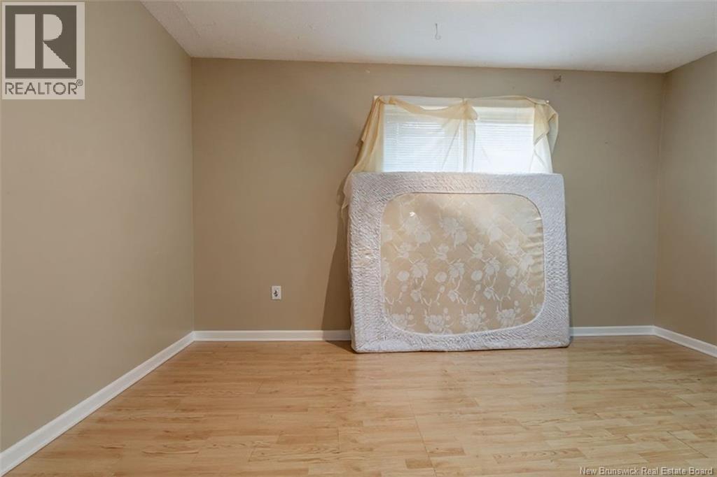 296 Mountain, Moncton, New Brunswick  E1C 2M1 - Photo 16 - NB130198