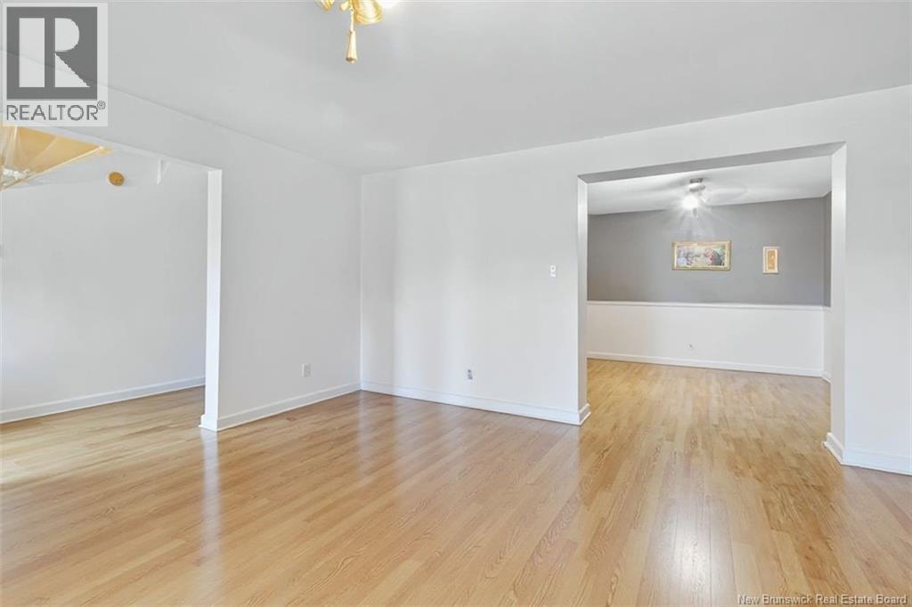 296 Mountain, Moncton, New Brunswick  E1C 2M1 - Photo 18 - NB130198