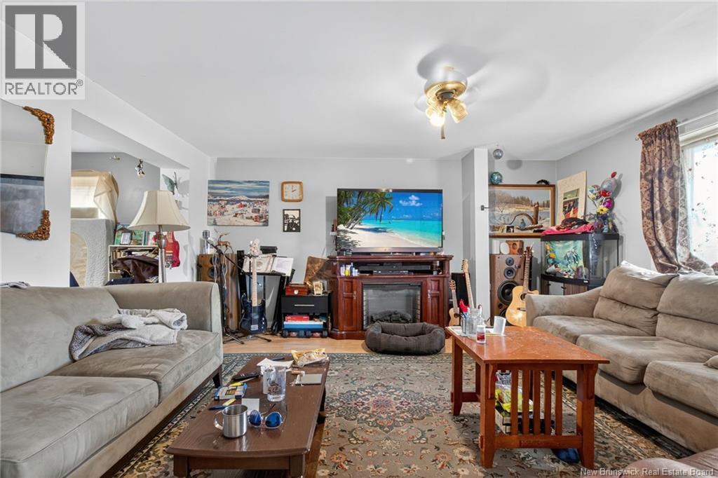 296 Mountain, Moncton, New Brunswick  E1C 2M1 - Photo 19 - NB130198