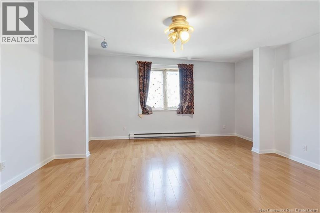 296 Mountain, Moncton, New Brunswick  E1C 2M1 - Photo 22 - NB130198