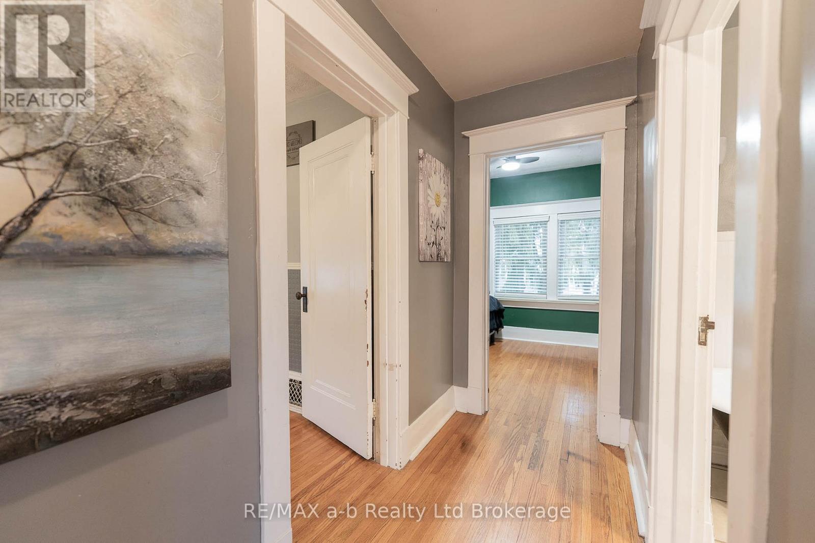 30 Concession Street W, Tillsonburg, Ontario N4G 1R3 - Photo 26 - X12551582