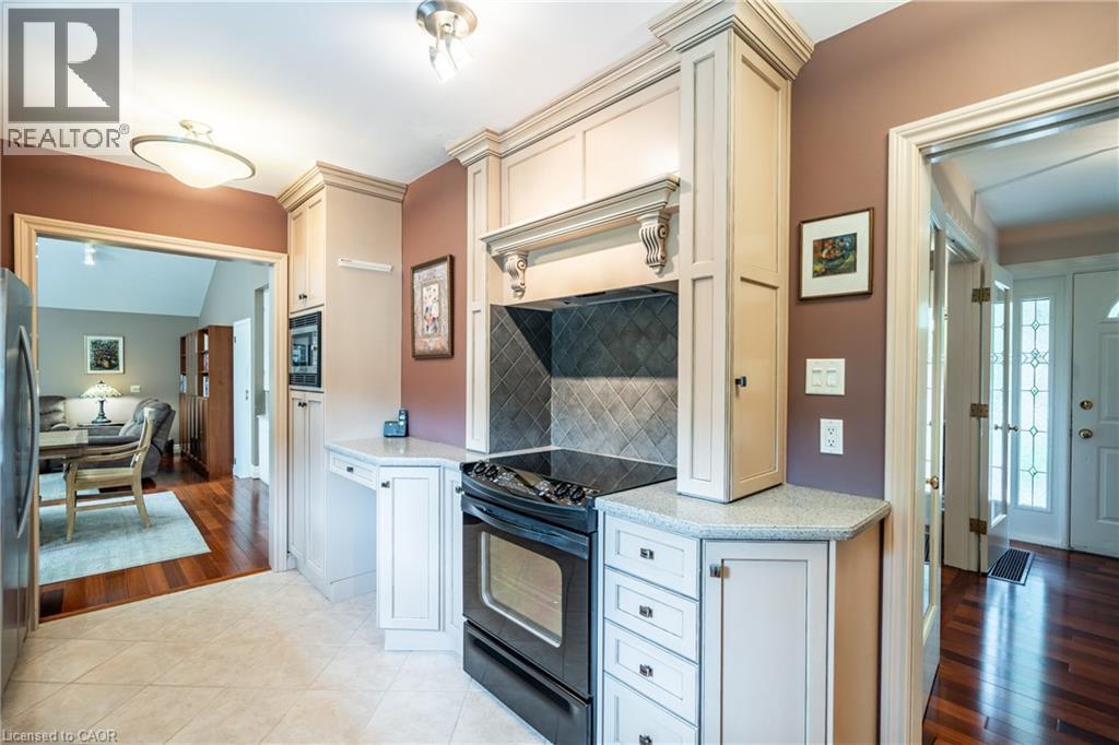 98 Hadley Drive, Ancaster, Ontario L9G 1H2 - Photo 7 - 40749589