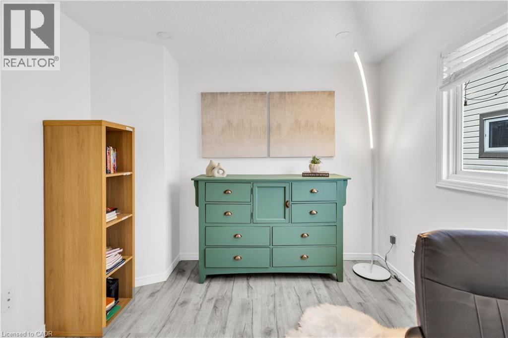 9 Bush Clover Crescent, Kitchener, Ontario N2E 3P9 - Photo 25 - 40785243