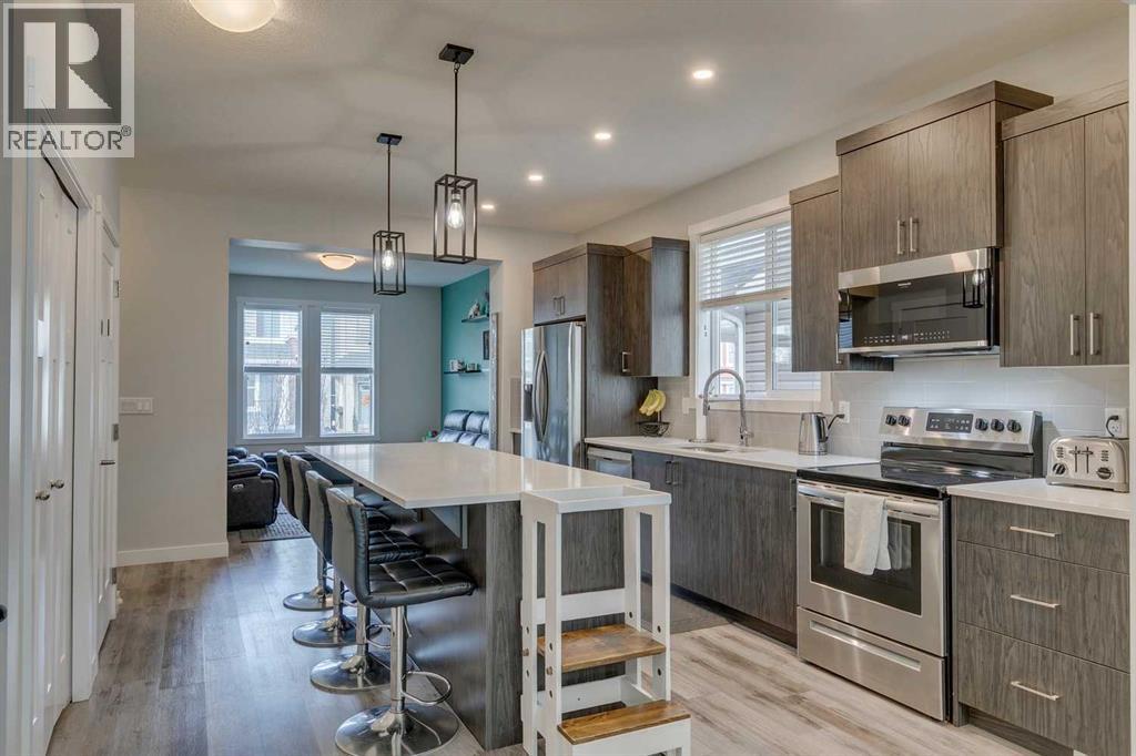 429 South Point Glen Sw, Airdrie, Alberta  T4B 4L1 - Photo 10 - A2270746