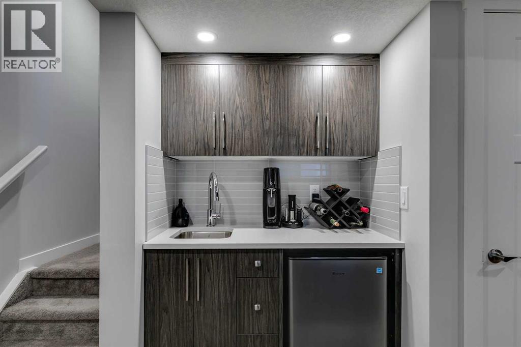 429 South Point Glen Sw, Airdrie, Alberta  T4B 4L1 - Photo 28 - A2270746