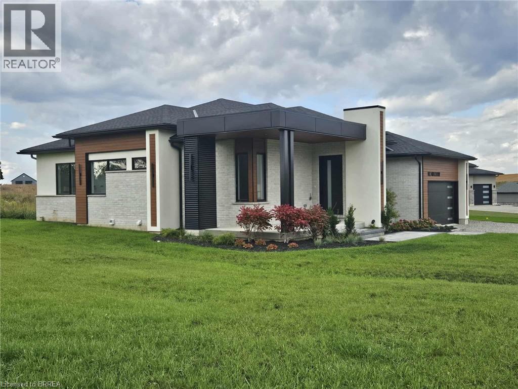 2 Hudson Drive, Brantford, Ontario N3T 0V6 - Photo 2 - 40697567