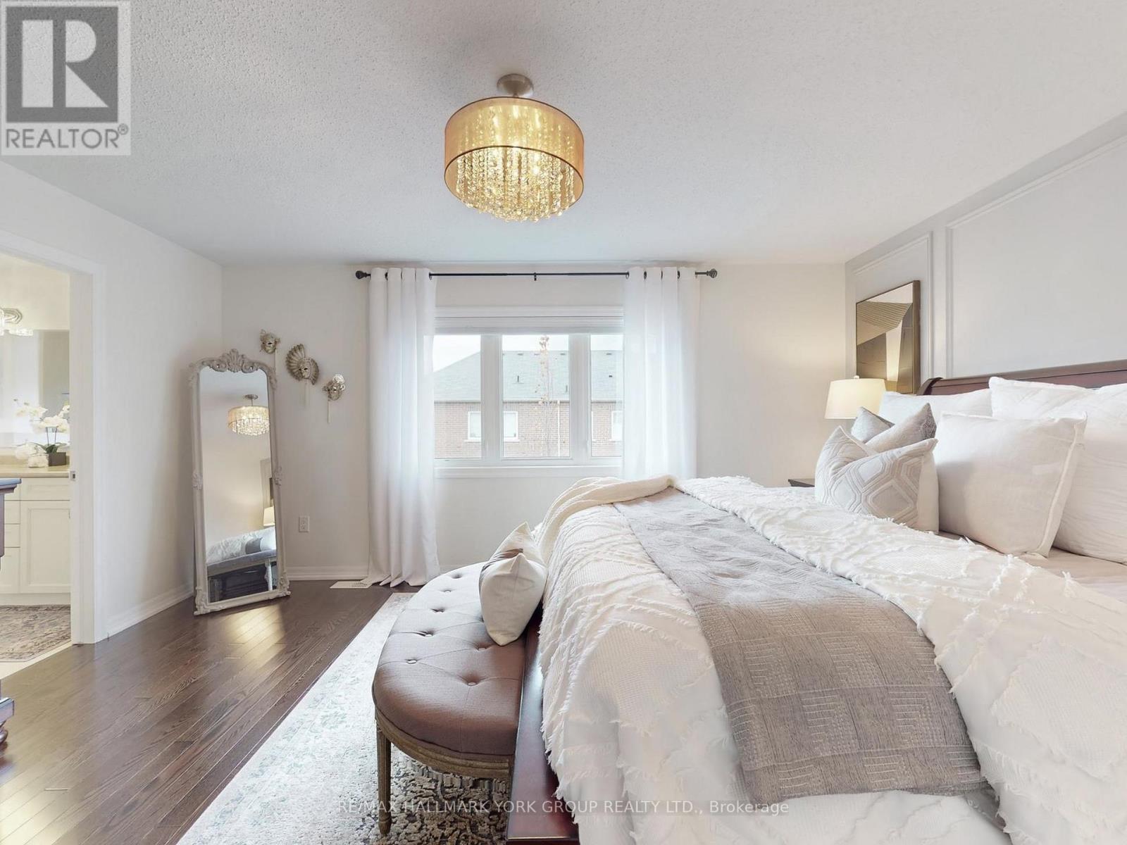 58 Clifford Dalton Drive, Aurora, Ontario  L4G 0T6 - Photo 20 - N12551312