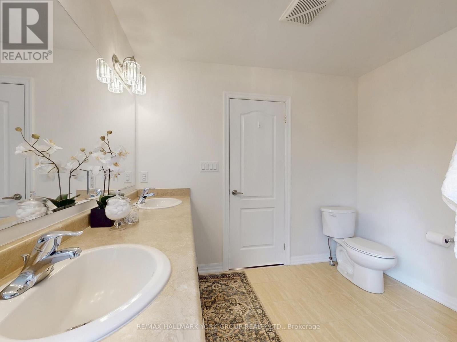 58 Clifford Dalton Drive, Aurora, Ontario  L4G 0T6 - Photo 24 - N12551312