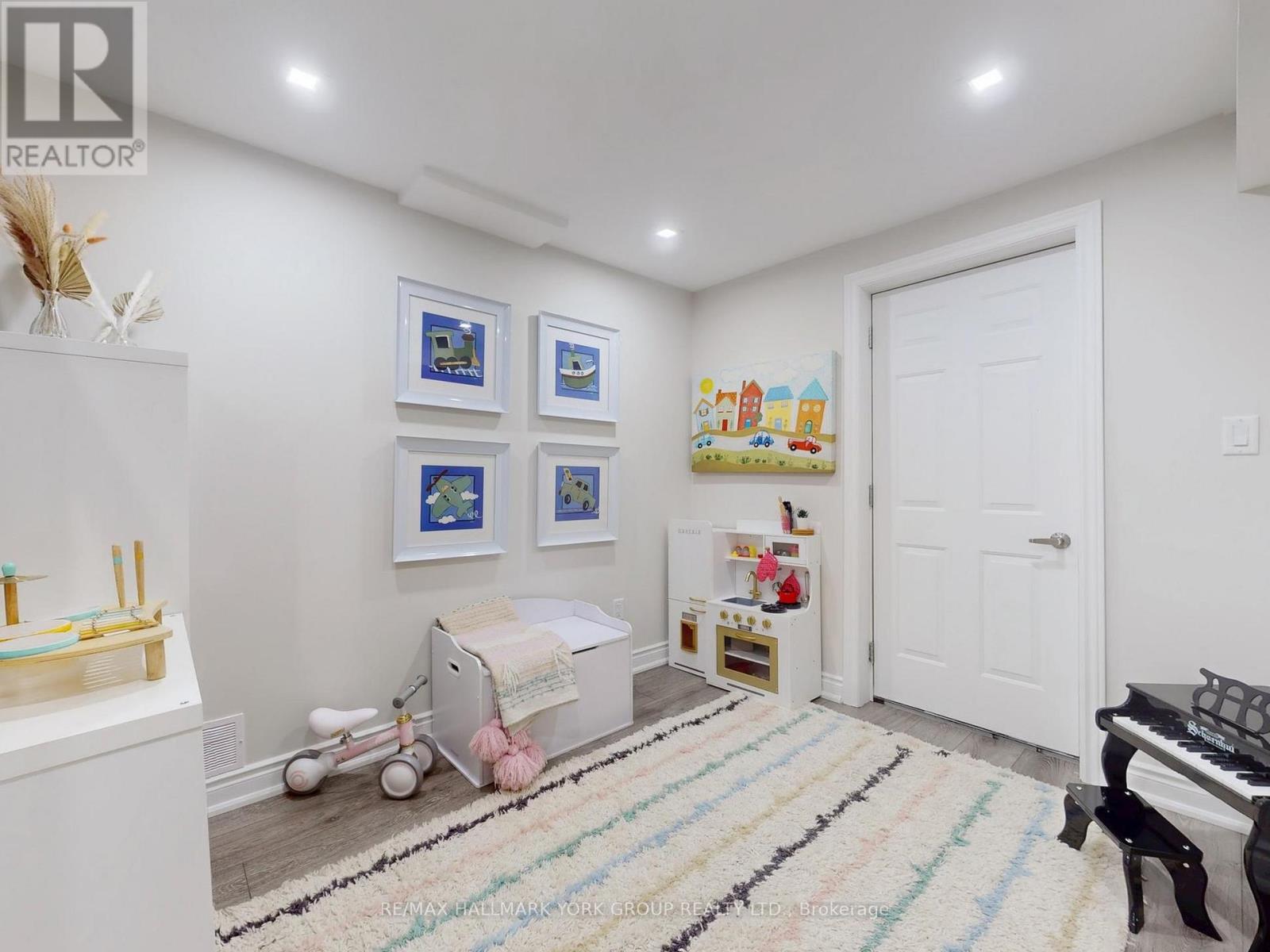 58 Clifford Dalton Drive, Aurora, Ontario  L4G 0T6 - Photo 36 - N12551312