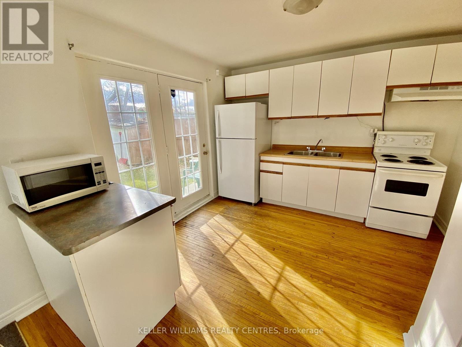 Lower Back Unit - 43 Walter Avenue, Newmarket, Ontario  L3Y 2T2 - Photo 3 - N12551318