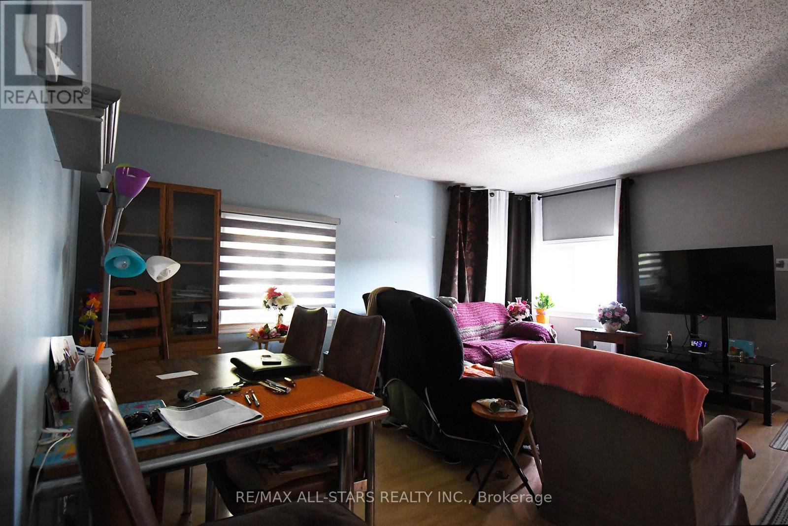 346 Pasadena Drive, Georgina, Ontario  L4P 2Z3 - Photo 2 - N12551326