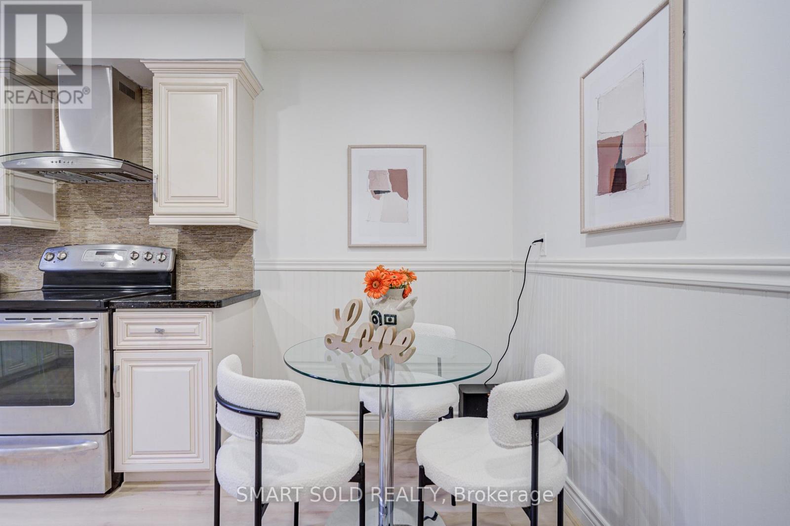 47 Colleen Street, Vaughan, Ontario  L4J 5H1 - Photo 12 - N12551342