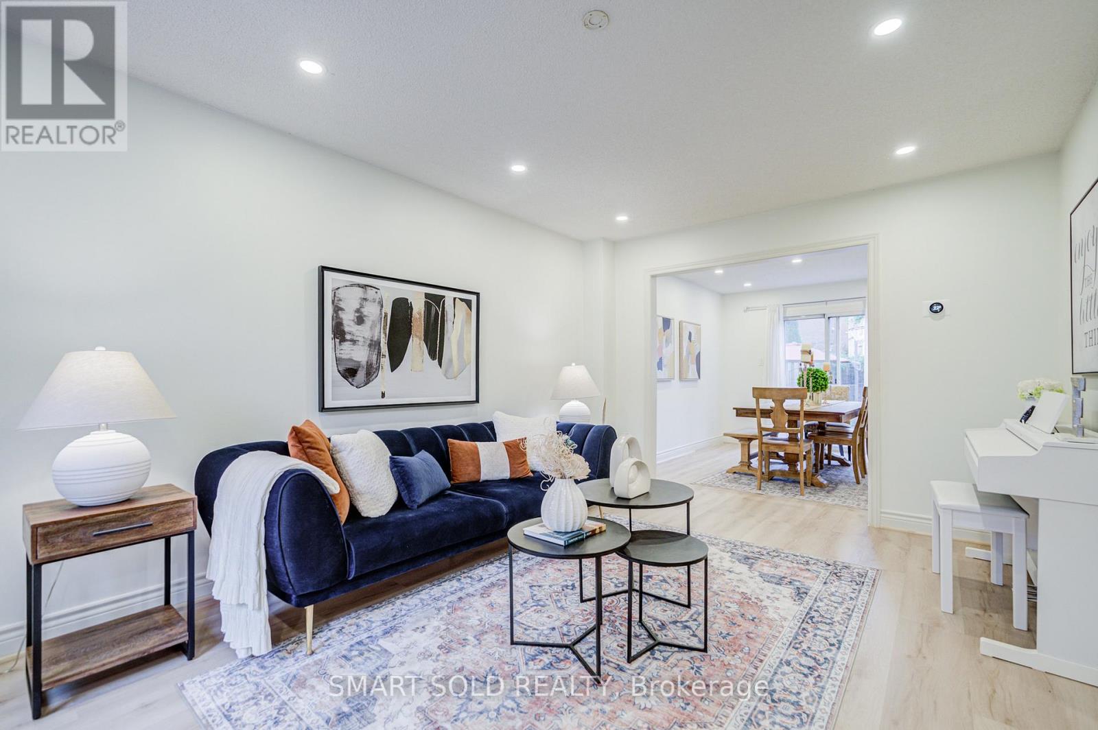 47 Colleen Street, Vaughan, Ontario  L4J 5H1 - Photo 5 - N12551342