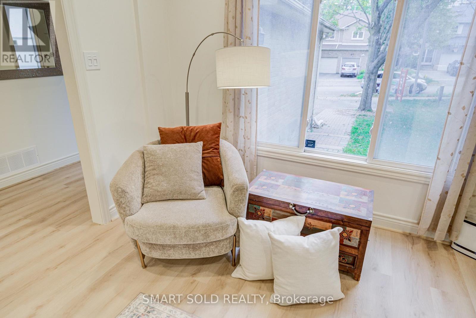 47 Colleen Street, Vaughan, Ontario  L4J 5H1 - Photo 8 - N12551342