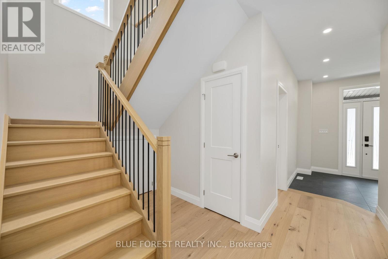 154 Maud Street, Central Elgin, Ontario  N5L 1C8 - Photo 10 - X12551672