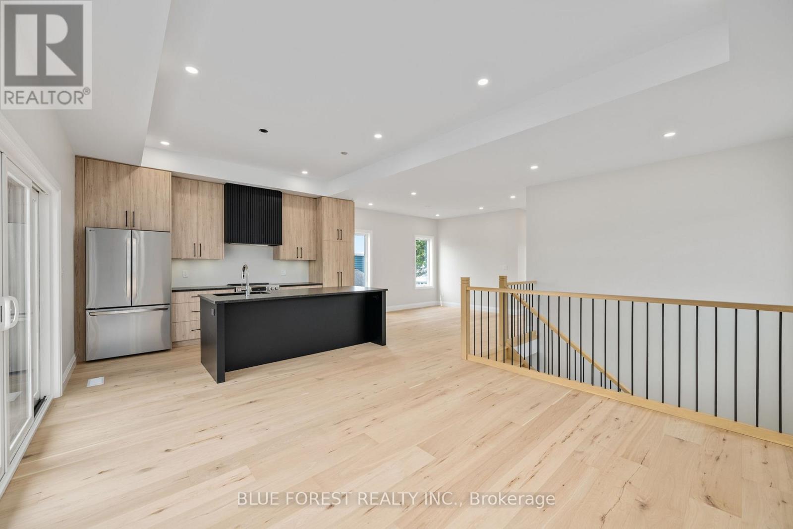 154 Maud Street, Central Elgin, Ontario  N5L 1C8 - Photo 8 - X12551672