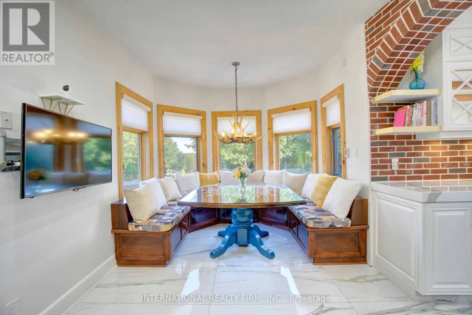 6 Pinehurst Lane, Springwater, Ontario  L9X 0C7 - Photo 25 - S12415757