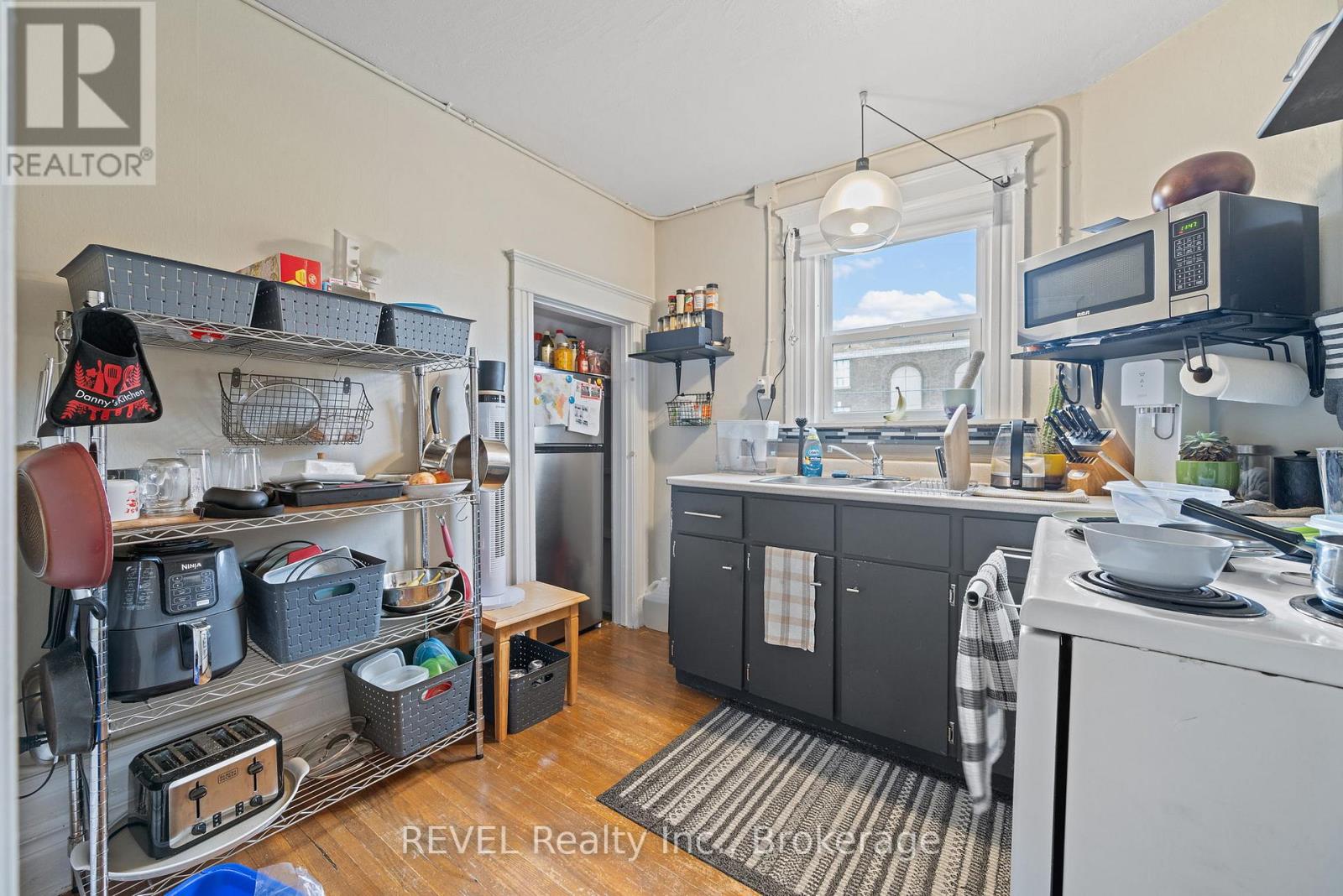 35 Catherine Street, St. Catharines, Ontario  L2R 5E8 - Photo 18 - X12551474