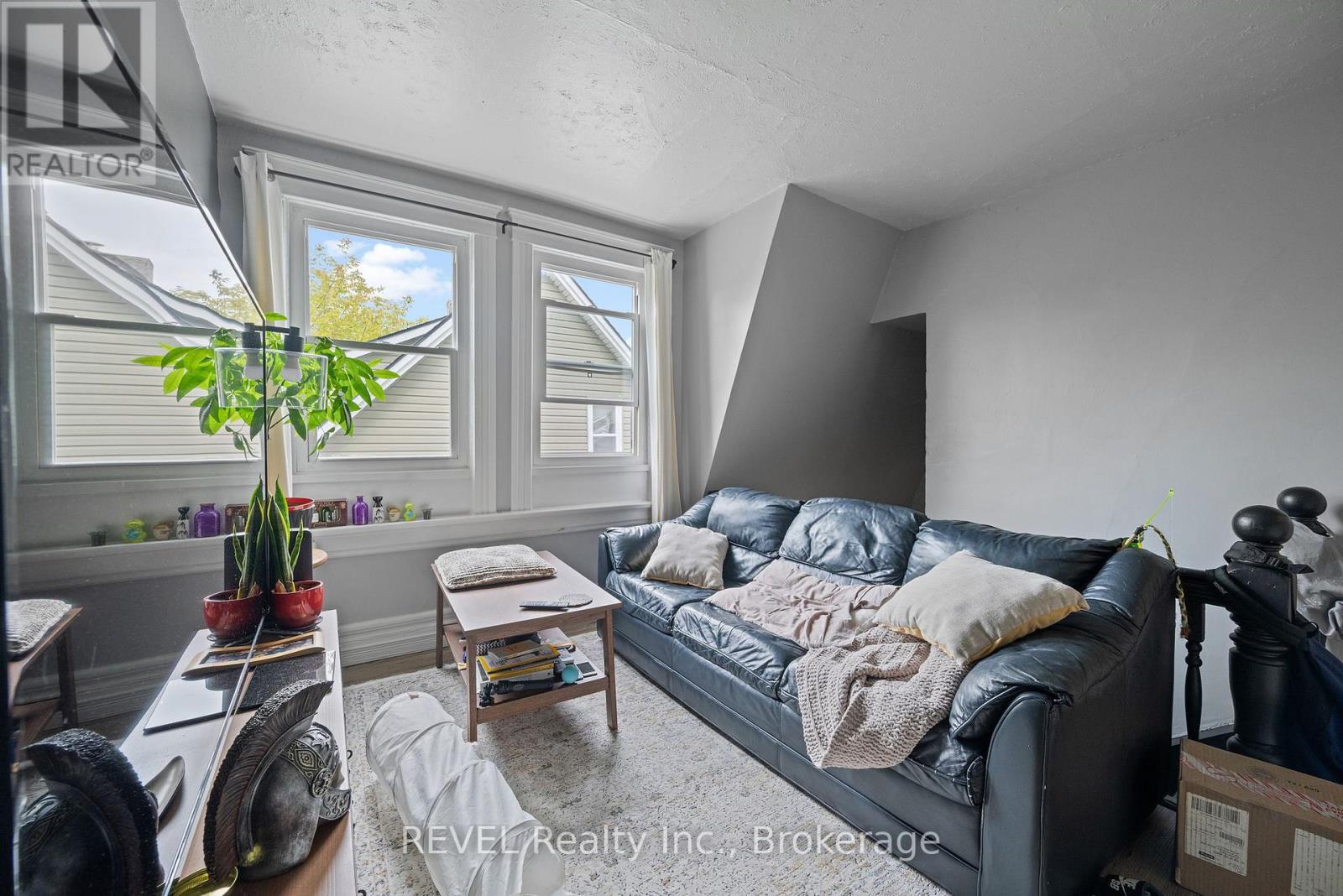 35 Catherine Street, St. Catharines, Ontario  L2R 5E8 - Photo 28 - X12551474